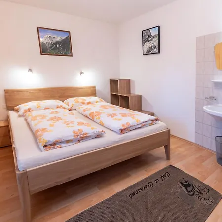 Al Vietta-2 By Interhome